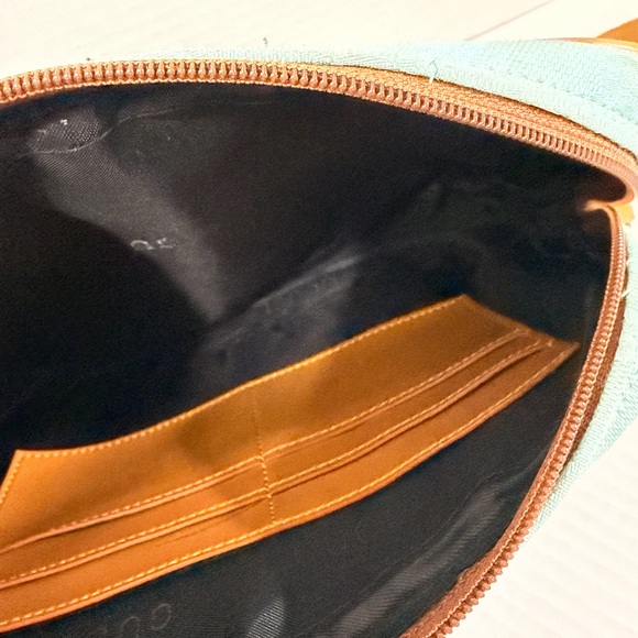 Gucci Aqua and Tan Wristlet